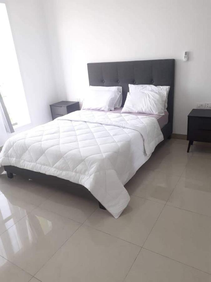 Premier Executive Apartment - The Ivy, East Legon Accra Esterno foto